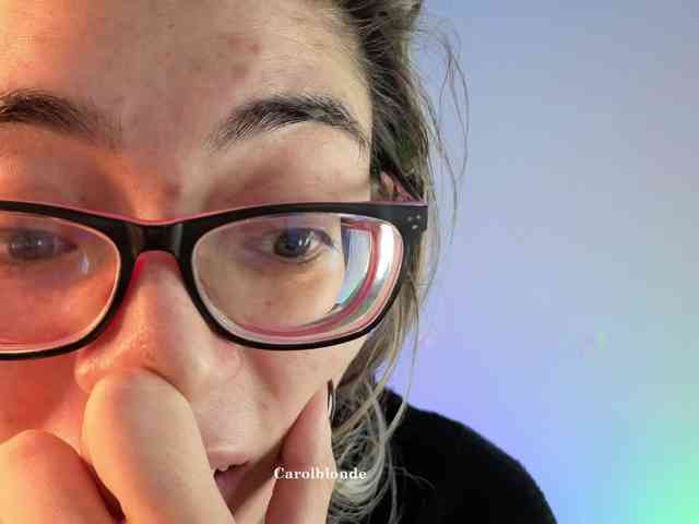 Carolblonde webcam