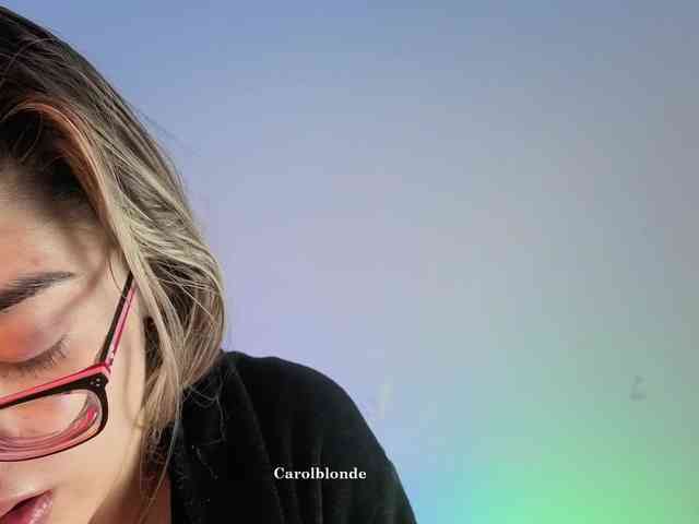 carolblonde's live room
