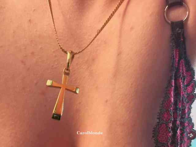 Carolblonde webcam