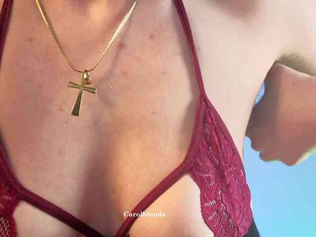 Carolblonde webcam