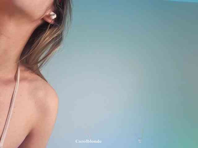 Carolblonde webcam