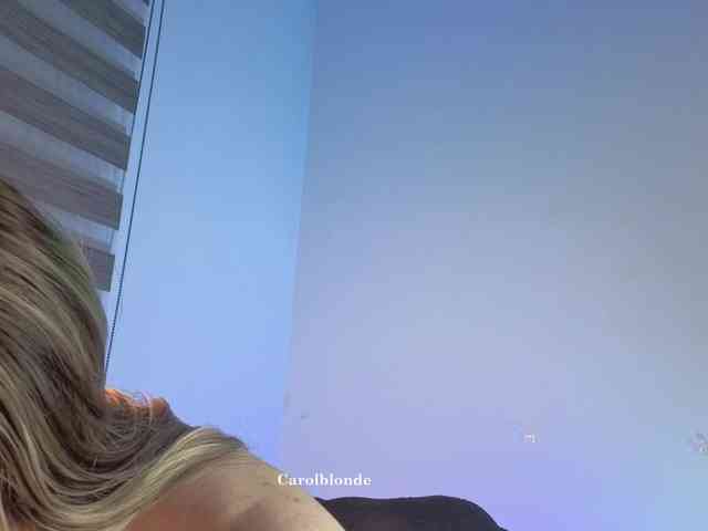 Carolblonde webcam