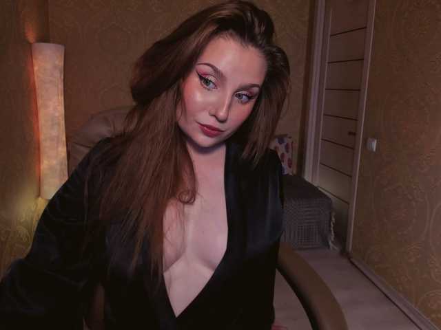 Esmeerrr live cam on BongaCams