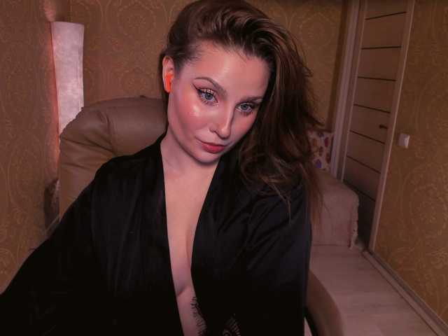 Esmeerrr live cam on BongaCams