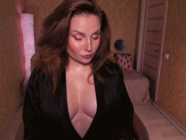 Esmeerrr live cam on BongaCams