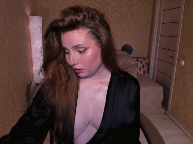 Esmeerrr live cam on BongaCams