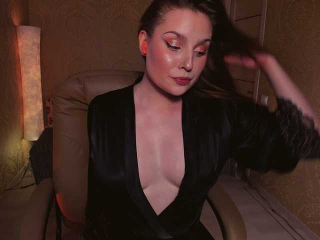 Esmeerrr Live Cam on BongaCams