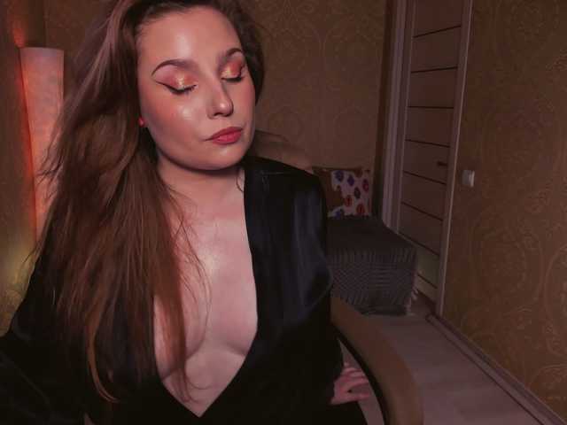 Esmeerrr live cam