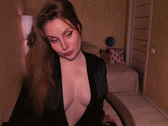 Esmeerrr live cam on BongaCams
