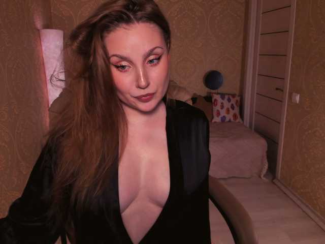 Esmeerrr live cam on BongaCams