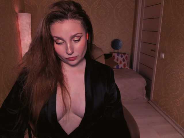Esmeerrr live cam on BongaCams