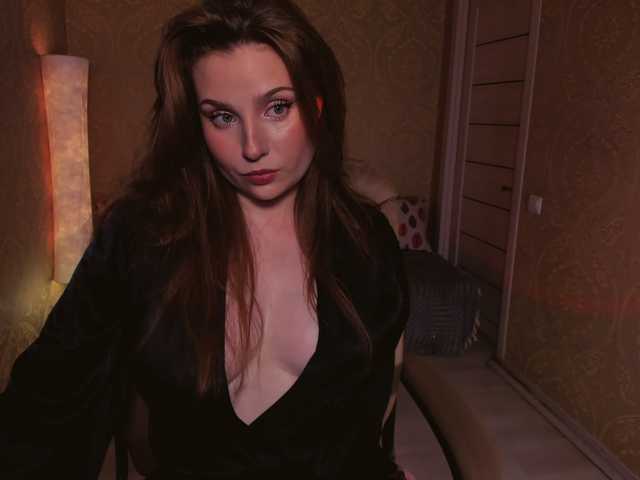 Esmeerrr live cam on BongaCams