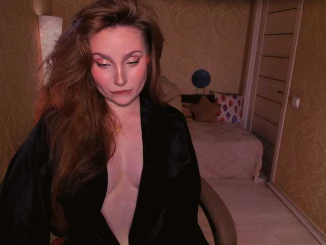 Esmeerrr live cam on BongaCams