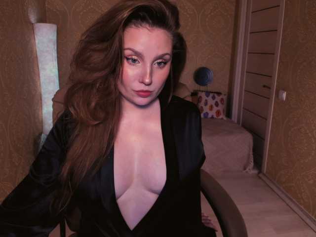 Esmeerrr live cam
