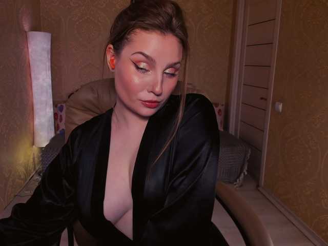 Esmeerrr live webcam show