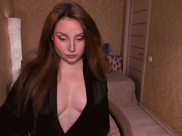 Esmeerrr live cam on BongaCams