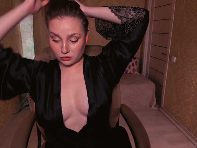 Esmeerrr live cam on BongaCams
