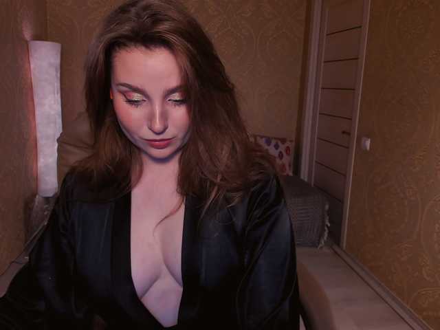 Esmeerrr live webcam show