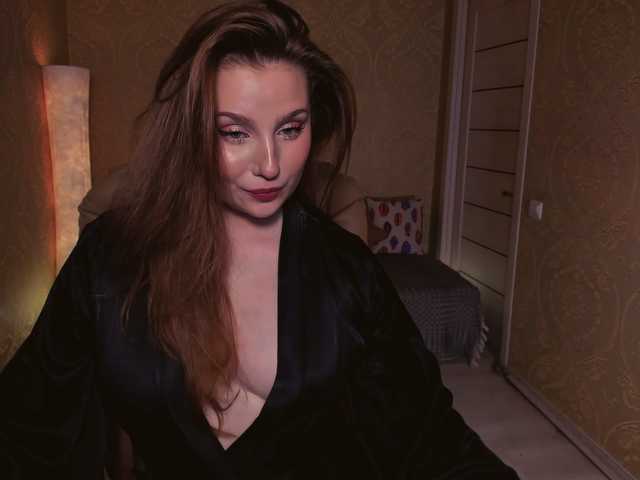 Esmeerrr Live Cam on BongaCams