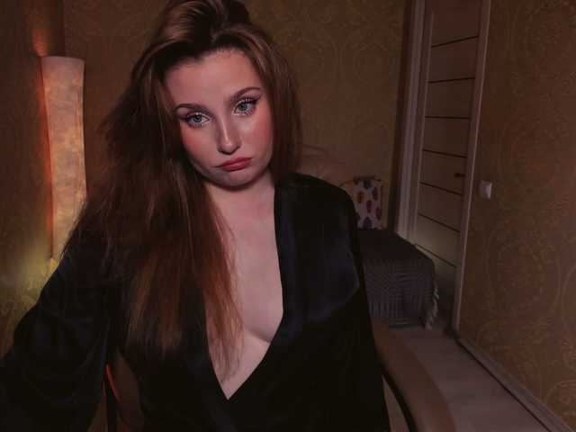 Esmeerrr live cam on BongaCams