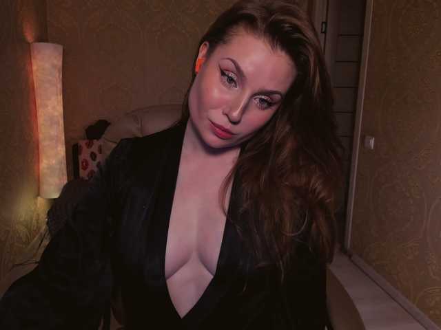 Esmeerrr live cam on BongaCams