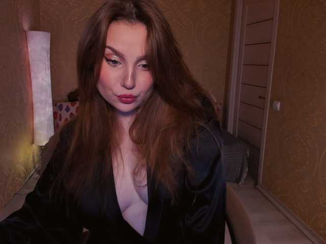 Esmeerrr live webcam show