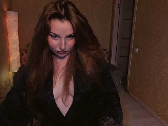 Esmeerrr live cam on BongaCams