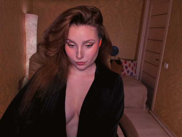 Esmeerrr live cam on BongaCams