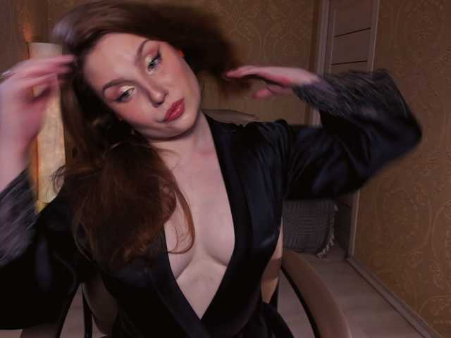 Esmeerrr live webcam show