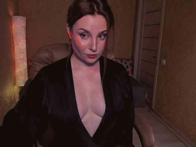 Model: Esmeerrr