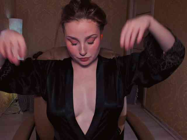 Esmeerrr Sex Cam Show