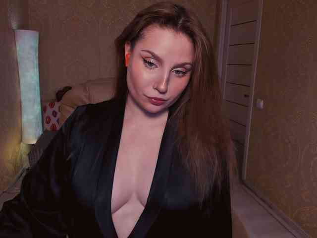 Esmeerrr Sex Cam Show