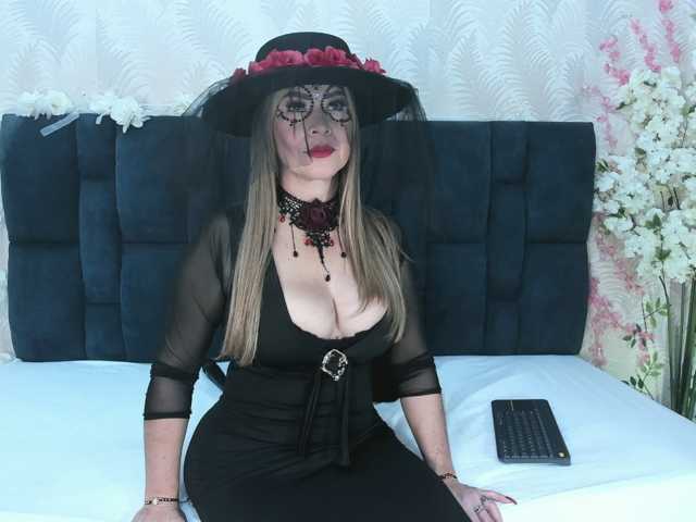 ArianaDiosa live cam on BongaCams