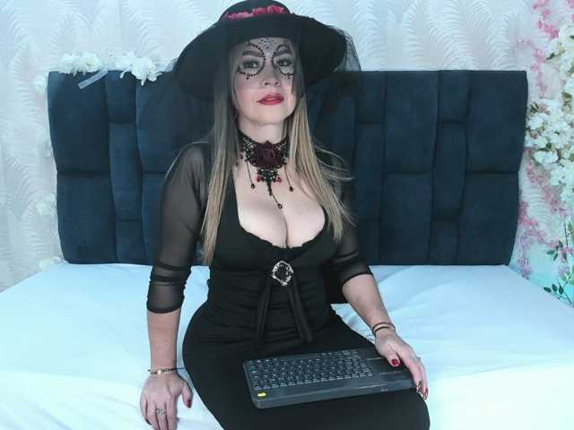 ArianaDiosa live cam preview