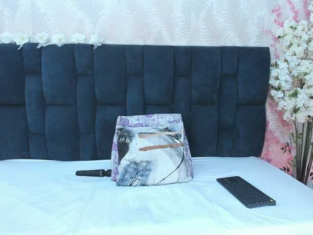 ArianaDiosa live cam preview