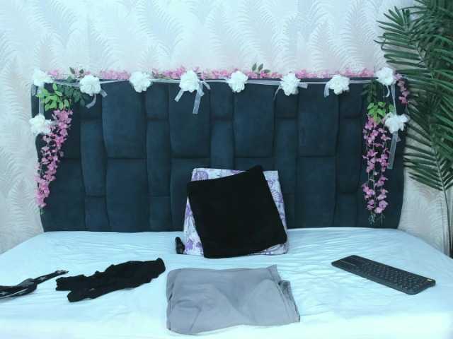 ArianaDiosa live webcam show