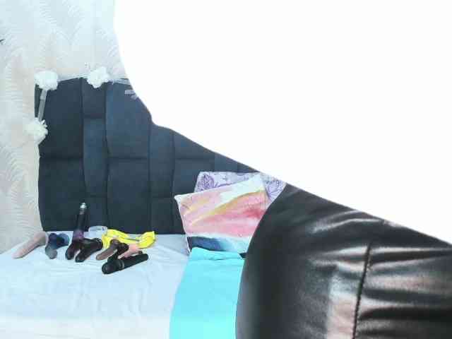 ArianaDiosa webcam