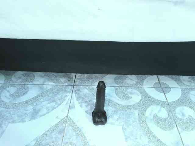 ArianaDiosa webcam