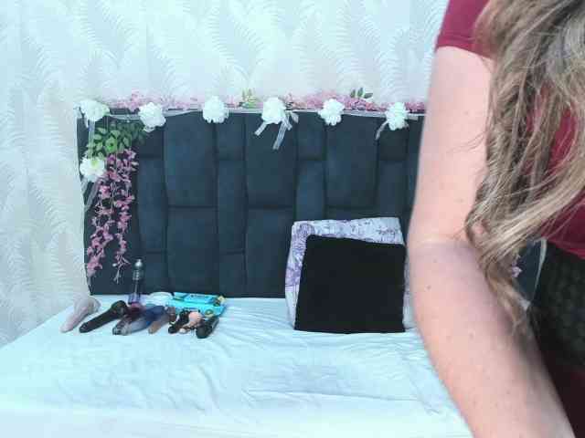 ArianaDiosa webcam