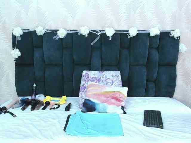 ArianaDiosa webcam