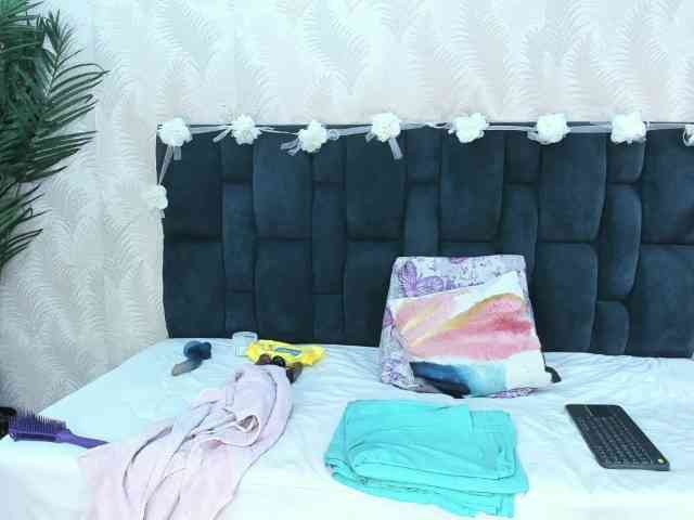 ArianaDiosa webcam