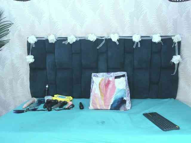 ArianaDiosa webcam