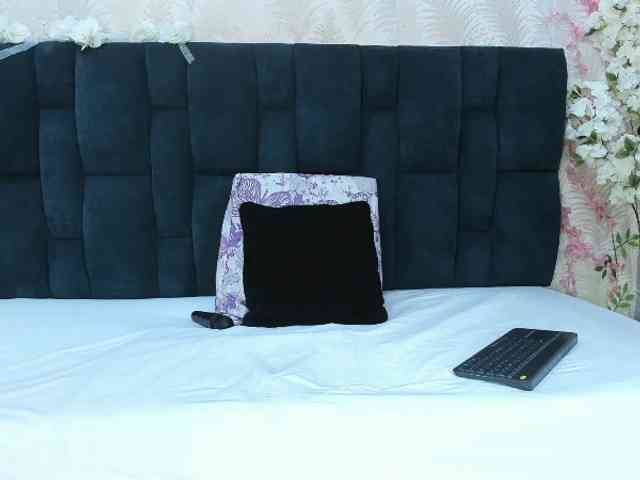 ArianaDiosa webcam