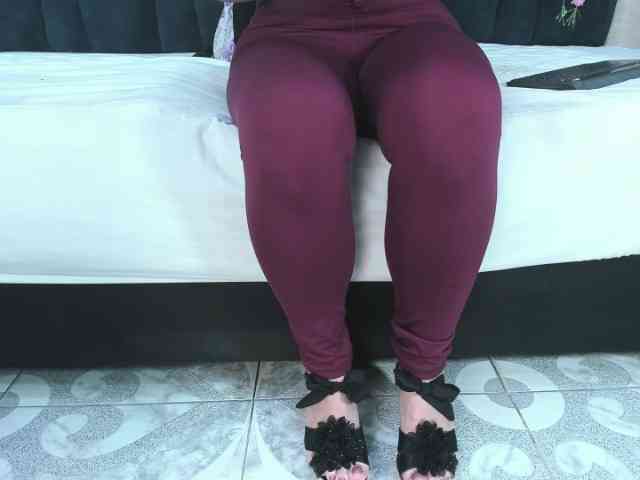 ArianaDiosa webcam