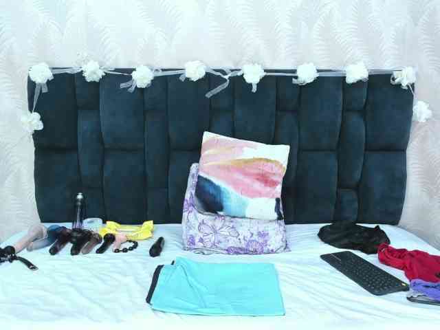 ArianaDiosa webcam