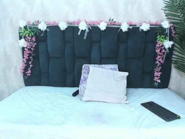 ArianaDiosa webcam