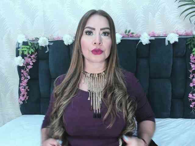 ArianaDiosa webcam