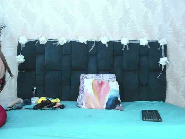 ArianaDiosa webcam
