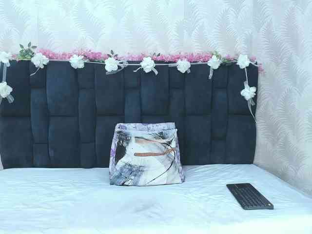 ArianaDiosa webcam
