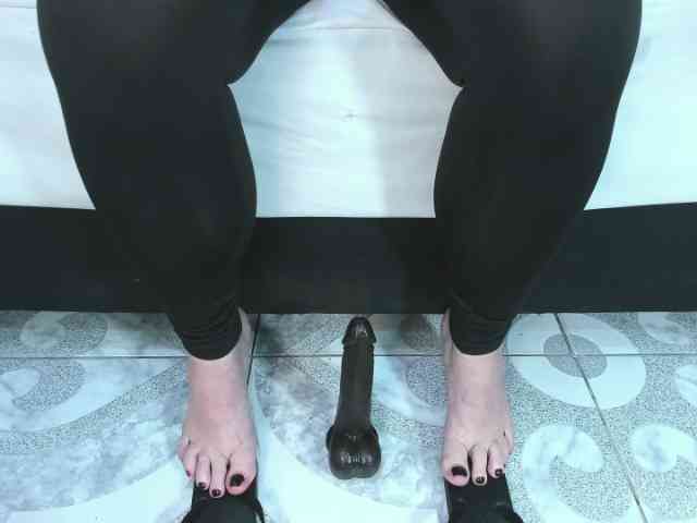 ArianaDiosa webcam